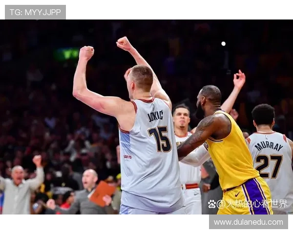 勇士对决湖人揭幕战,迎接新赛季的精彩首秀! 勇士对决湖人揭幕战,迎接新赛季的精彩首秀!